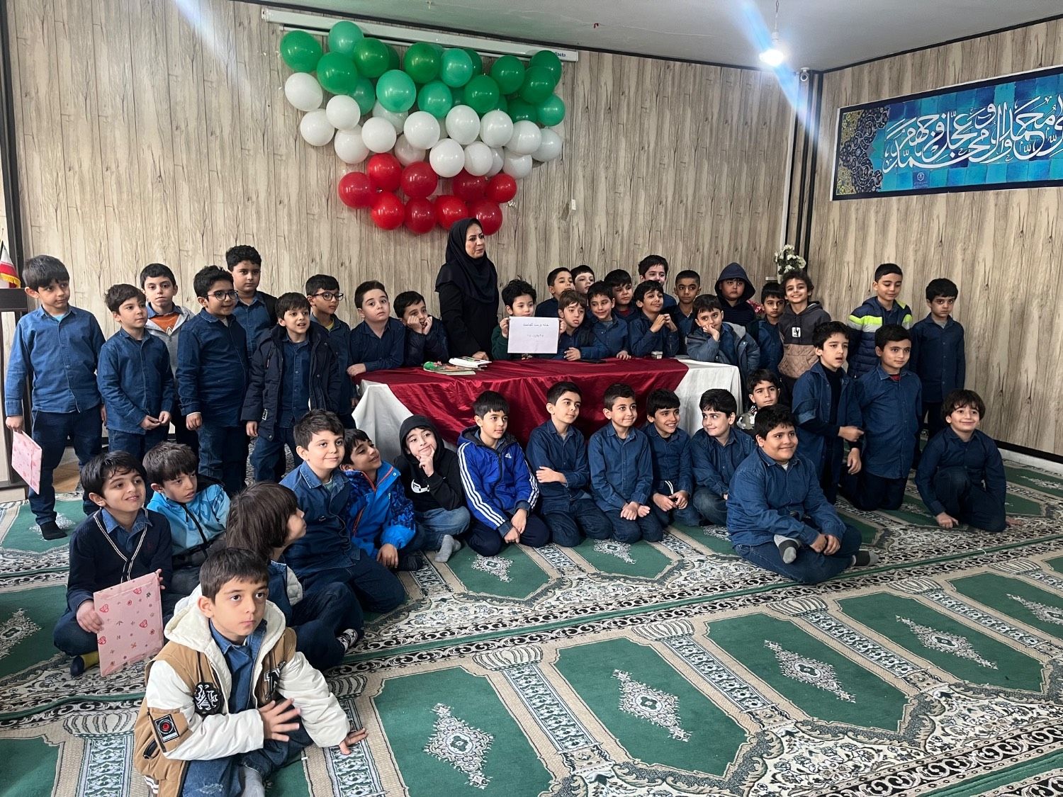 برنامه های مدرسه در هفته کتاب