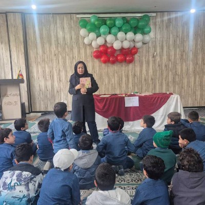 برنامه های مدرسه در هفته کتاب