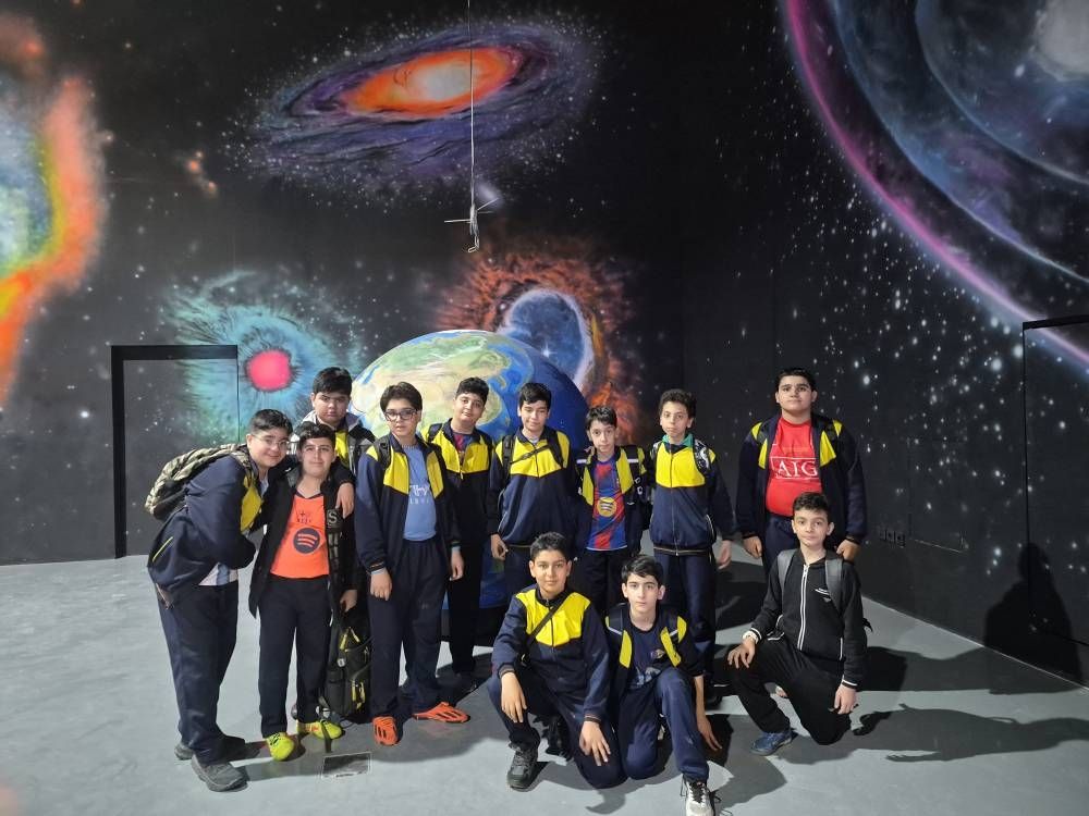 بازدید از موزه علوم و فناوری -دبستان دوره دوم 