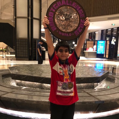 کسب مدال نقره جهانی در مسابقات رباتیک دانش آموزی