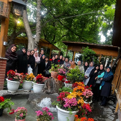 کادر آموزشی، پرورشی و اداری دبستان آل طه
