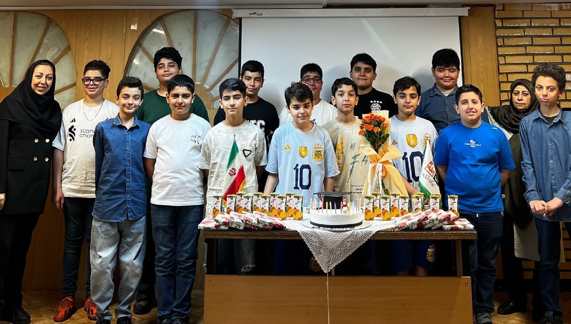 جشن خداحافظی دبستان